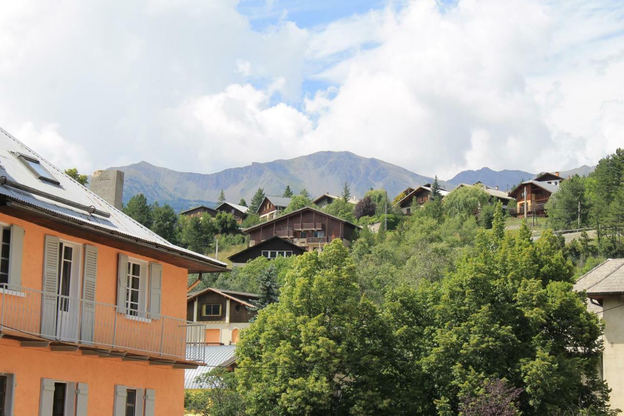 Appartement Style Chalet Centre Barcelonnette Exterior photo